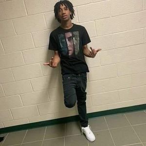 Meet your Posher, Dontrell